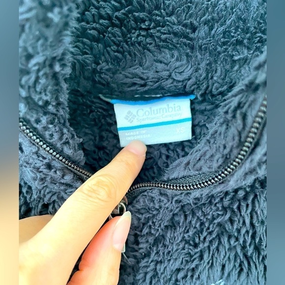 Columbia black Sherpa jacket - Picture 3 of 4